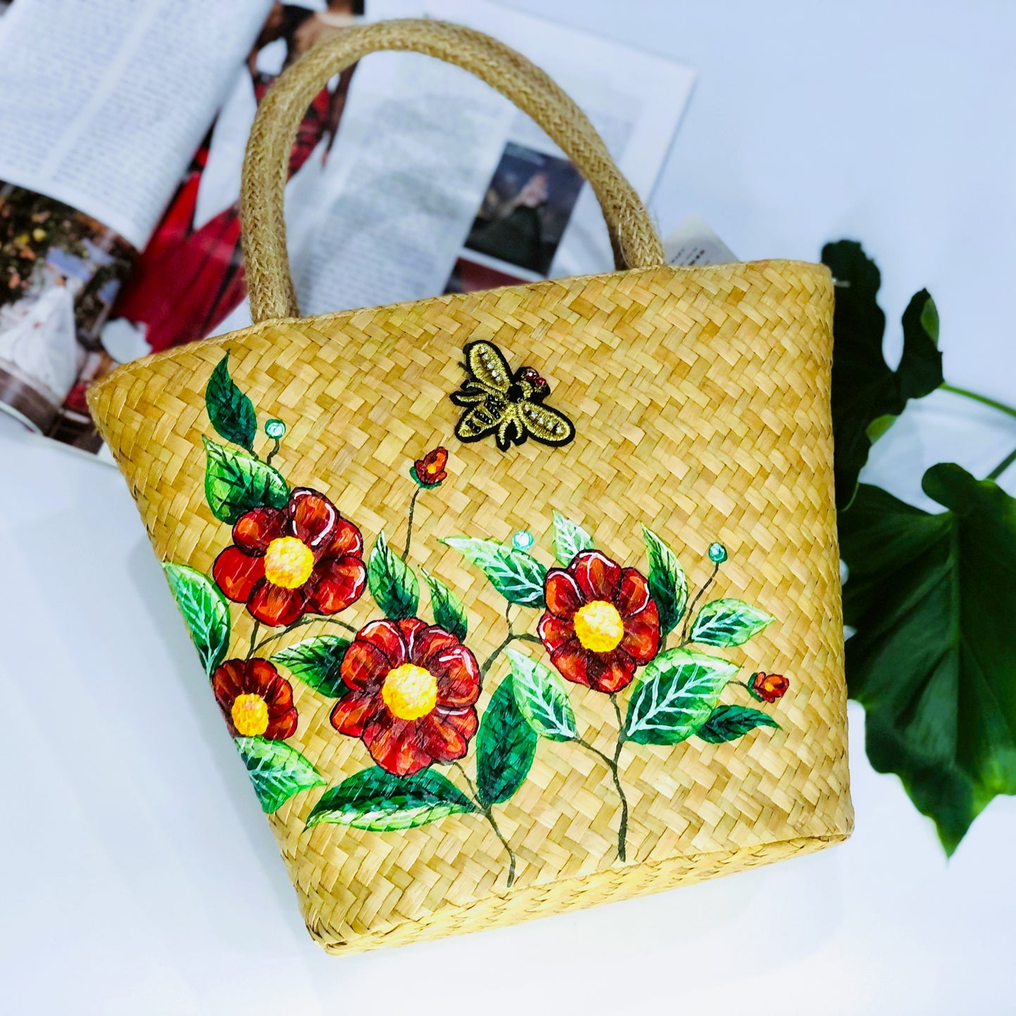 Sedge Bag - Bee and Flower - M