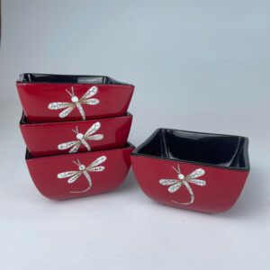 Bát vuông chuồn chuồn